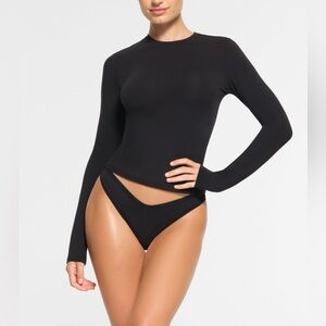 SKIMS Long Sleeve Stretch Cotton T-Shirt